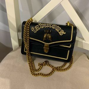 Bee purse with chain